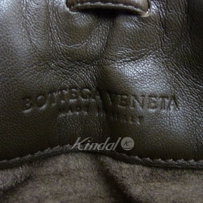 寶緹嘉經典皮革迷你回棕色，樂天海外銷售中，盡顯優雅風范